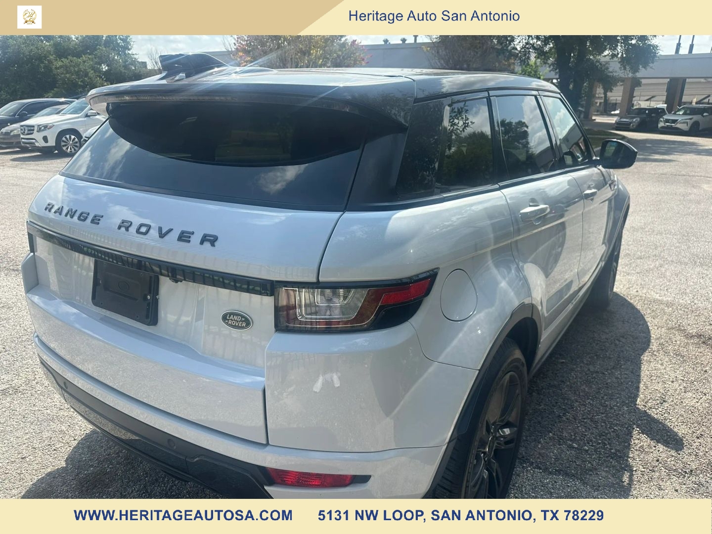 land rover range rover evoque 2018 SALVC2RX9JH321300 image land rover range rover evoque 2018 SALVC2RX9JH321300 image